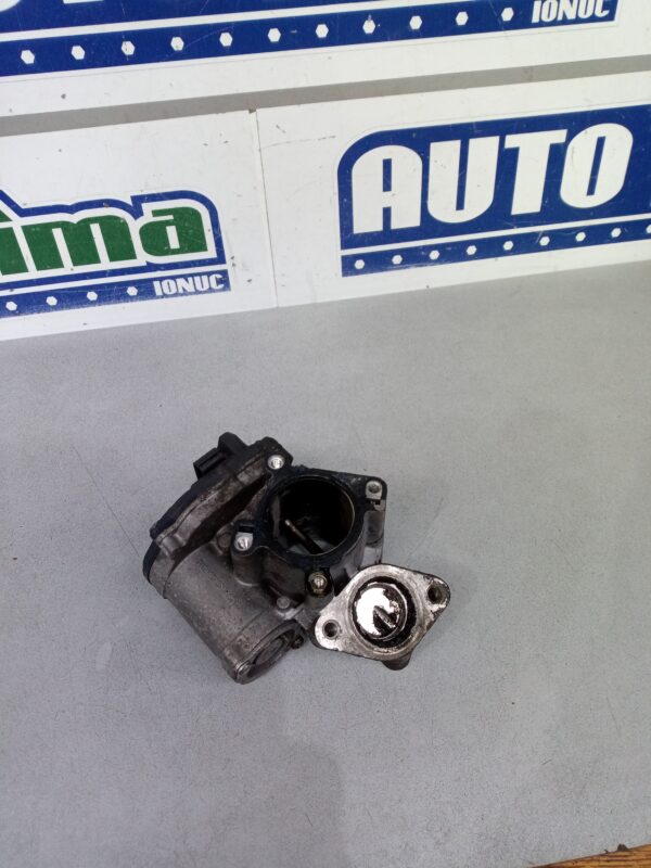 Supapa EGR H8200987088 8200796674–C A2C53217899 2.0 DCI Renault Trafic 2  2001-2014