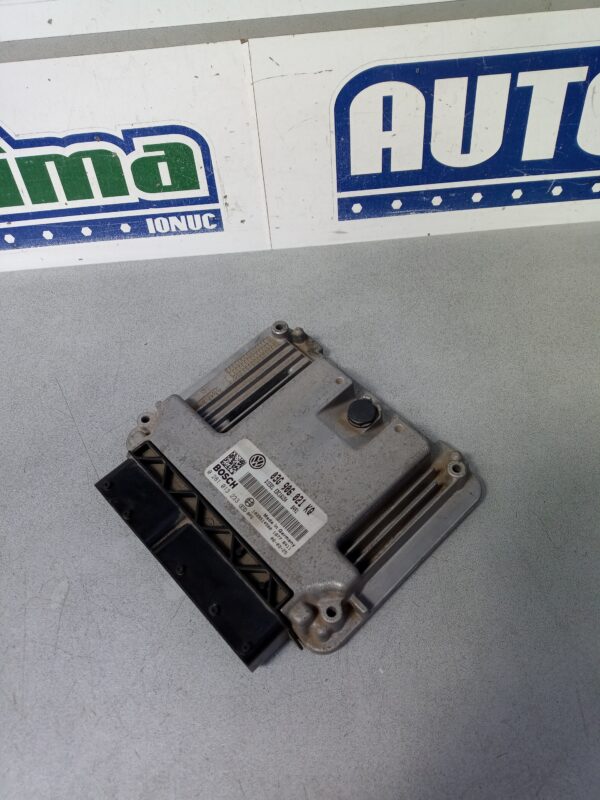 Calculator motor 03G906021KQ 0281013233 1.9 TDI Volkswagen Golf 5 Plus  2004-2014