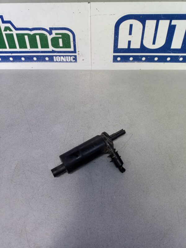 Pompa spalator faruri 3B7955681 Volkswagen Golf 5 Plus  2004-2014