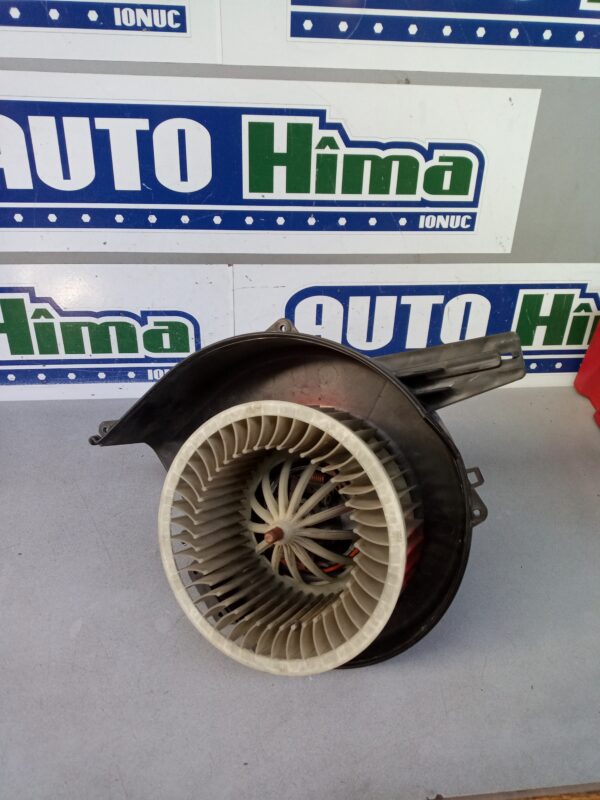 Ventilator habitaclu 6Q1820015C Volkswagen Polo 9N  2001-2009