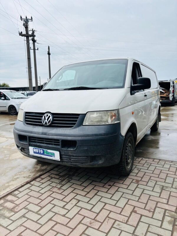 DEZMEMBRARI VOLKWAGEN T5 4X4 AN 2005 MOTOR 2.5 TDI