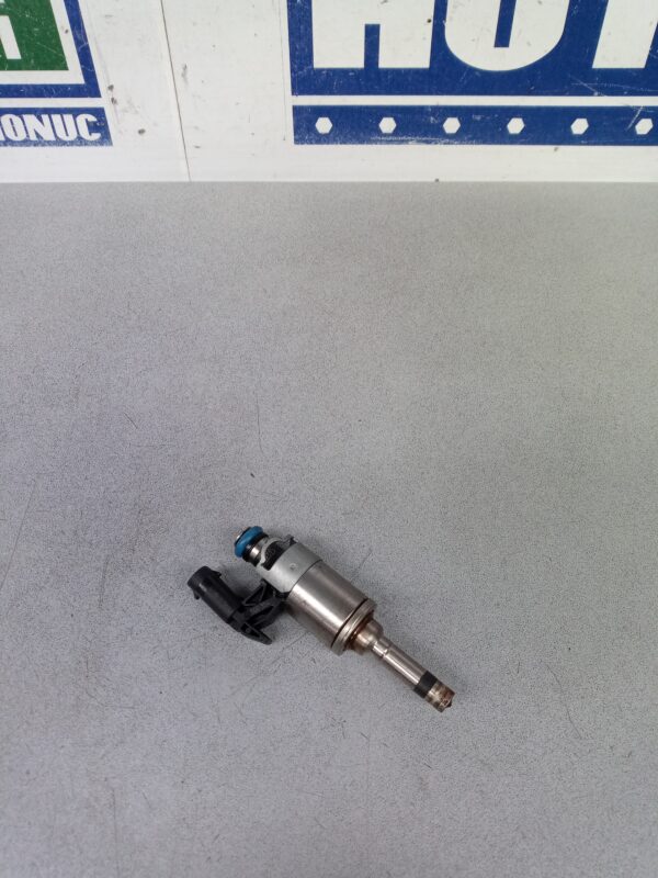 Injector 04E906036Q 0261500354 1.4 TSI Volkswagen Golf 7 2012-2020