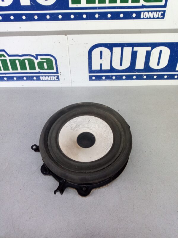 Boxa fata fara cod Audi A4 B7  2004-2008