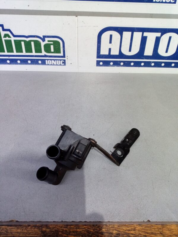 Pompa recirculare apa 5N0965561 Volkswagen Golf 6 5K  2010-2015