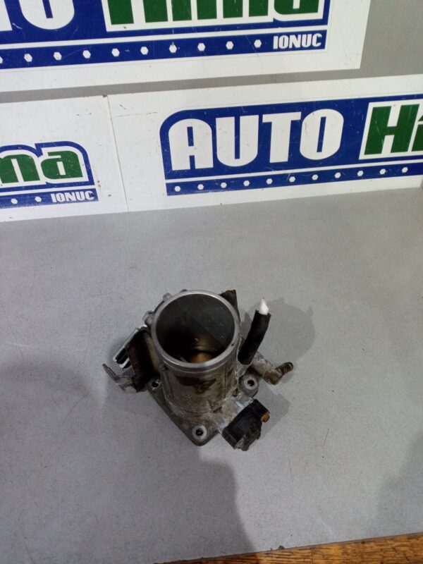 Clapeta acceleratie fara cod 1.6 B BMW Seria 3  E36  1990-2000 1.6 B