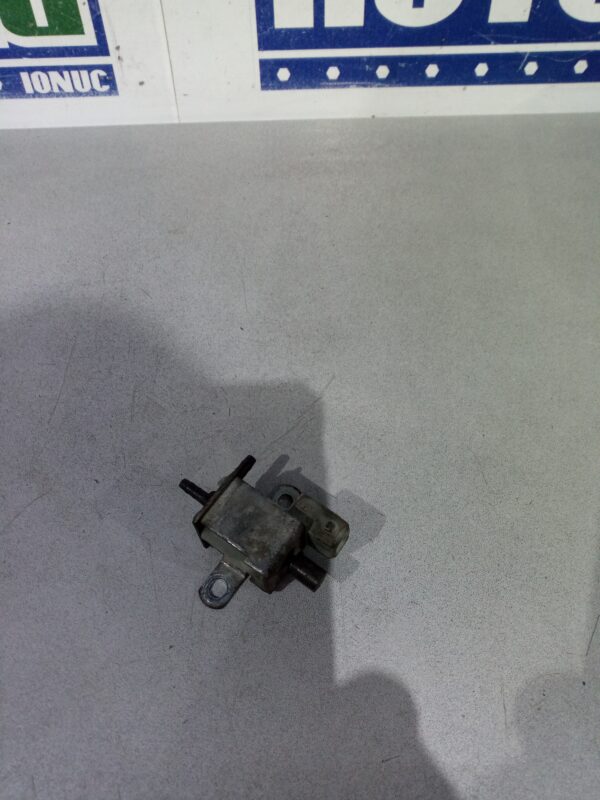 Supapa vacuum 7.21911.33 1.6 B BMW Seria 3 E36 1990-2000 1.6 B