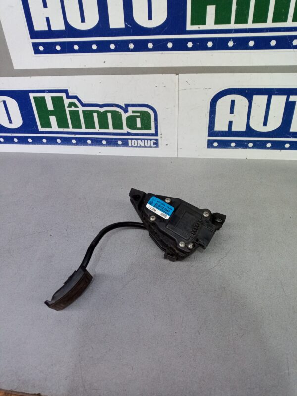 Pedala acceleratie 8200724063 Renault Master 2  1997-2010