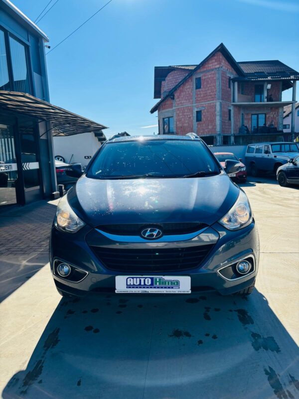 DEZMEMBRARI HYUNDAI IX 35 4WD AN 2010 MOTOR 2.0 CRDI cutie manuala