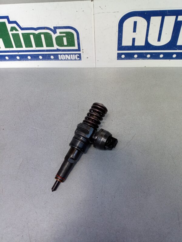 Injector 038130073AQ (CA) 1.9 TDI Volkswagen Golf 4 1J  1997-2005