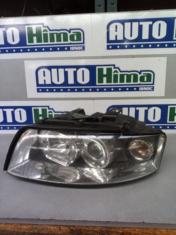 Far stanga 8E0941003G (Ureche rupta) Audi A4 B6  2000-2005