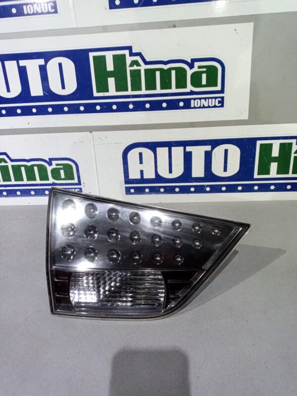 Stop stanga haion fara cod  Mitsubishi Outlander 2 (CW/ZG/ZH)  2006-2012