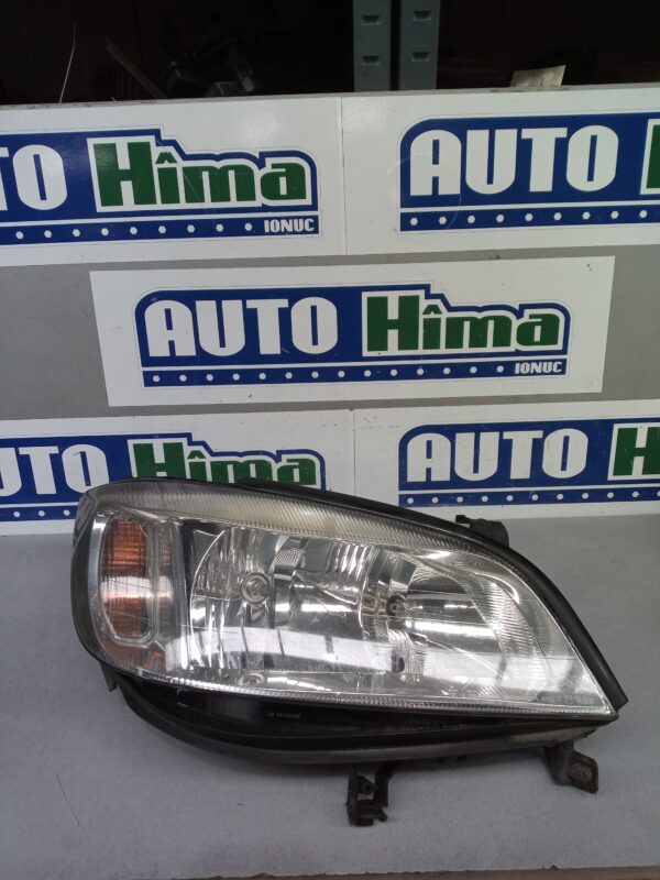 Far dreapta 89100055 Opel Zafira A 1999-2005