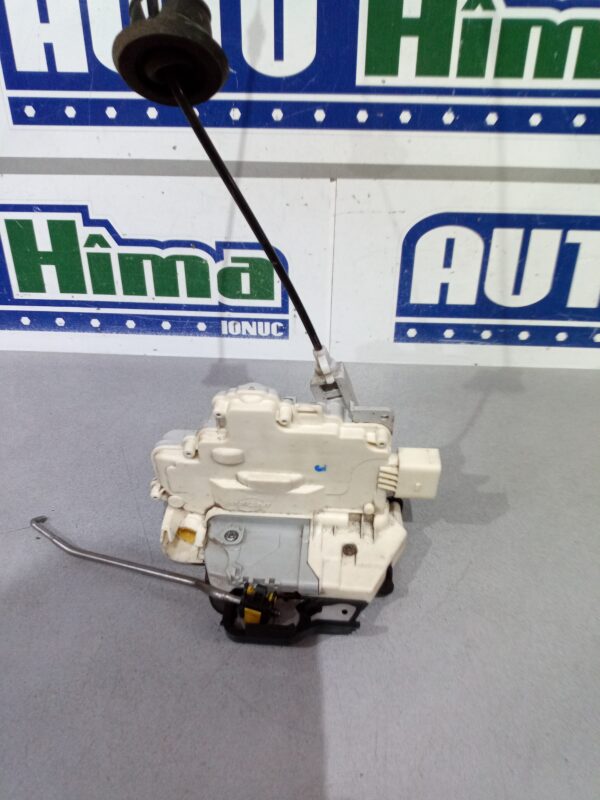 Broasca usa dreapta fata fara cod Audi A4 B7  2004-2008