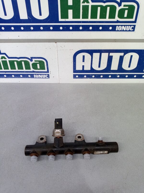 Rampa injectoare H8201225030 175210651R 1.5 DCI Renault Megane 4  2015-2022