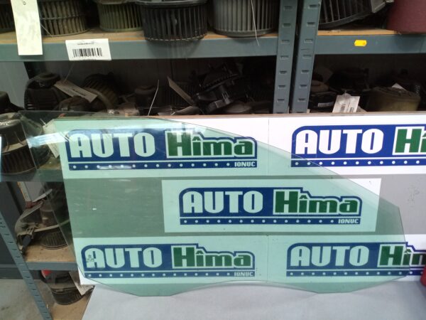 Geam usa dreapta fata Volkswagen PASSAT B6 2005-2011