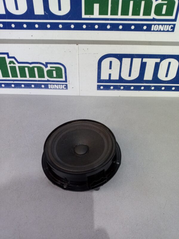 Boxa spate 5N0035453C Volkswagen Tiguan 5N  2007-2018