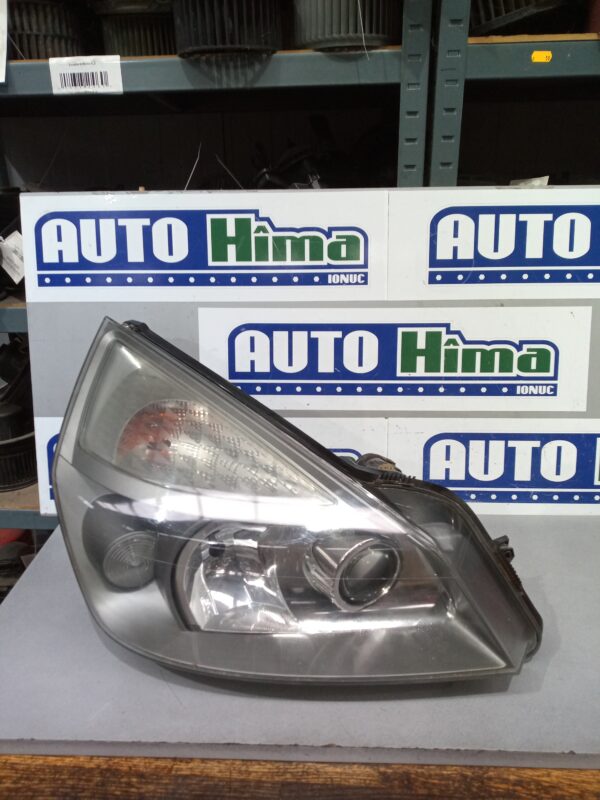 Far dreapta cu xenon fara cod Renault Espace 4 2002-2014