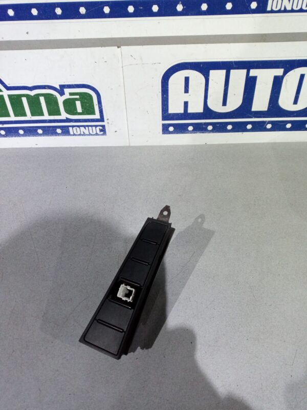 Buton start stop 3AB927238J Volkswagen PASSAT B7 2011-2016