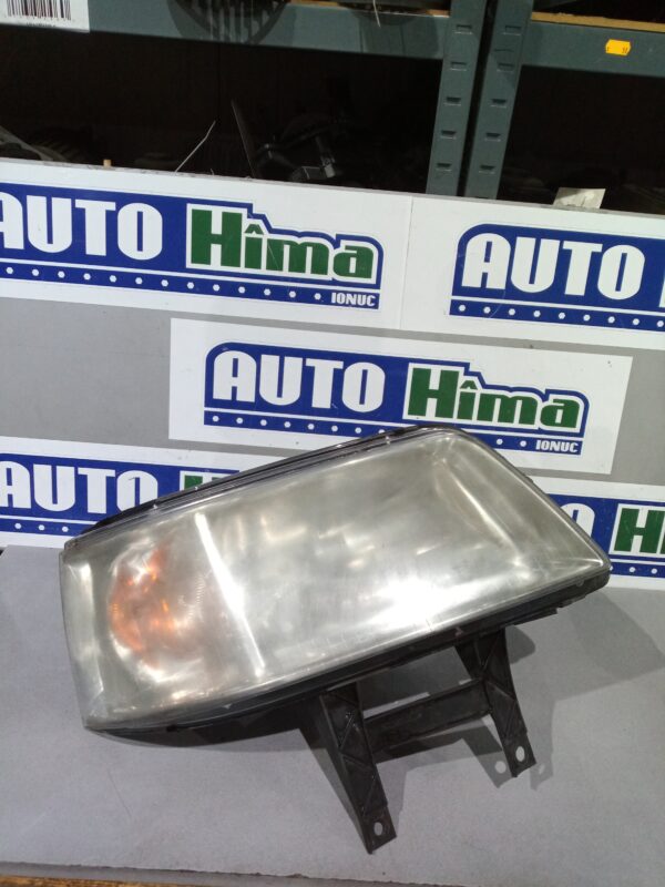 Far dreapta 7H1941016J Volkswagen T5  2003-2015