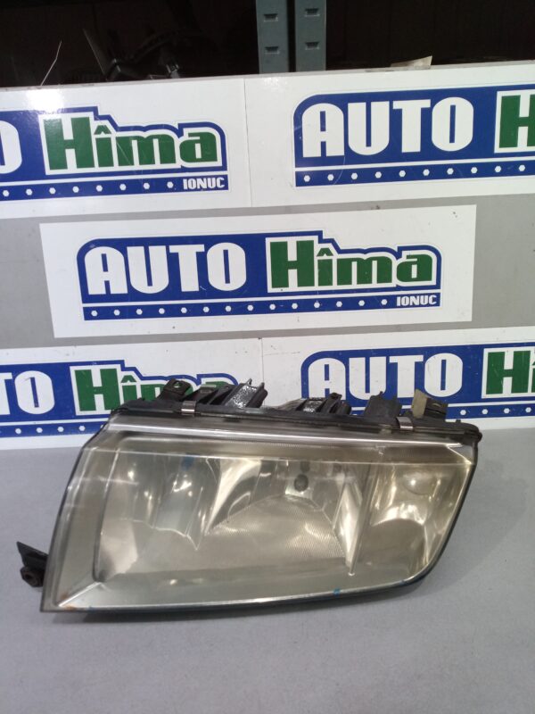 Far stanga fara cod Skoda Fabia 1 6Y  1999-2007