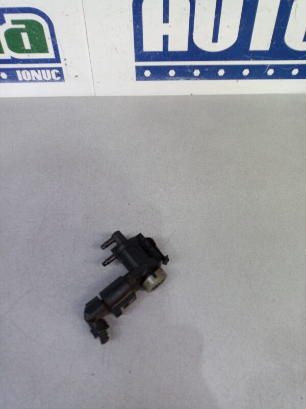 Supapa vacuum 1J0906283C 2.5 TDI Volkswagen T5  2003-2015