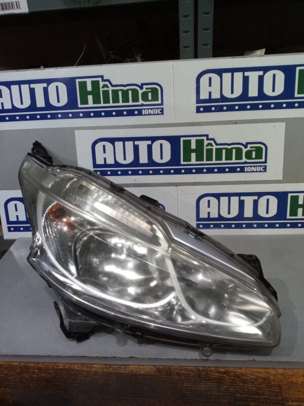 Far dreapta 9802221380 PEUGEOT 208 2012-2021