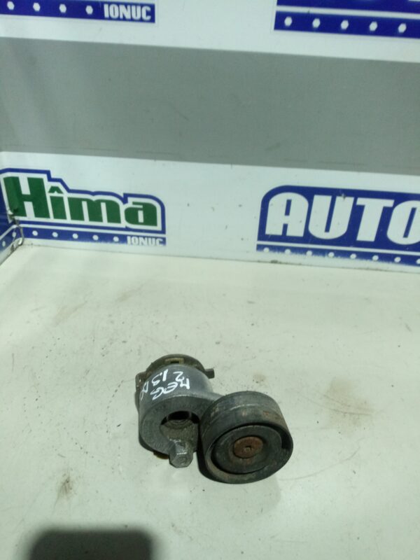 Intinzator curea accesorii motor 8200905328 / 1.9DCI Renault Megane 2 2002-2009 1.9DCI