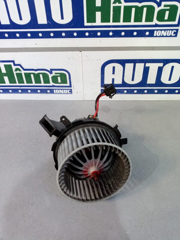 Ventilator habitaclu BEHR U0854003 Audi A5 8T 2007-2016