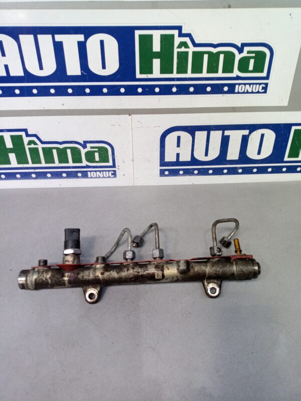 Rampa injectoare 8200715519 0445214116 1.9 DCI Renault Megane 2 2002-2009