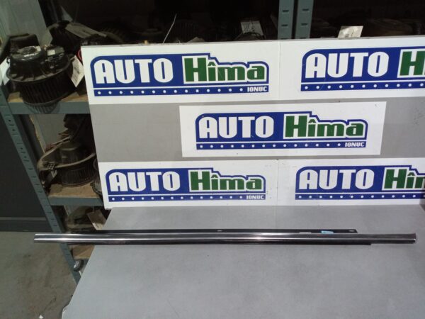 Cheder usa dreapta spate 4L0853764E Audi Q7 4L  2006-2015