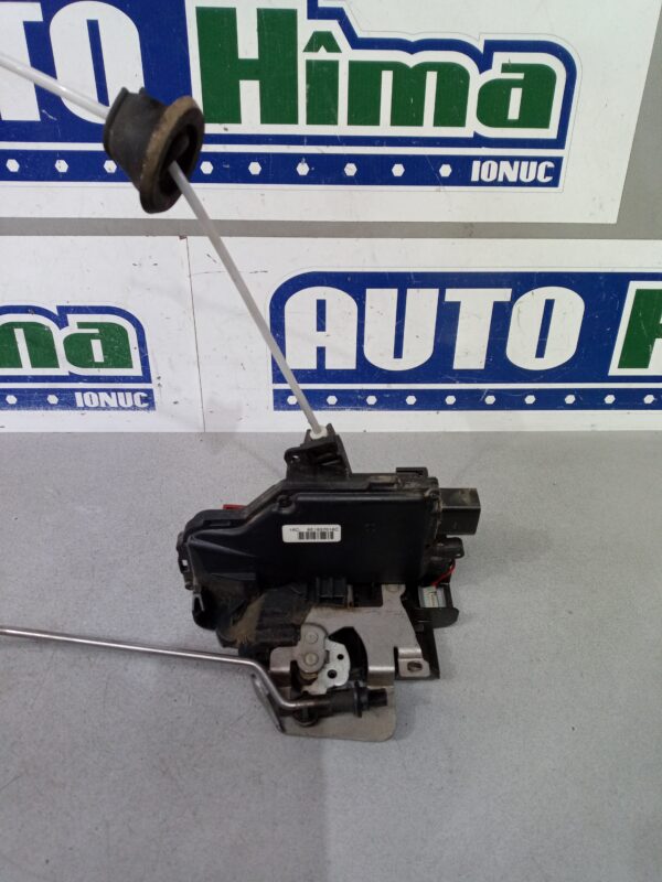 Broasca usa dreapta fata 8E1837016C Audi A4 B6  2000-2005