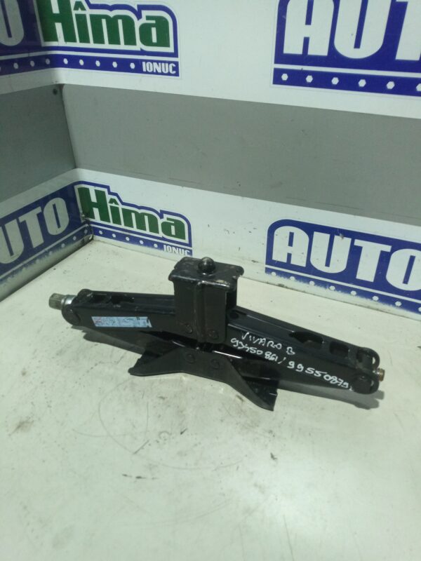 Cric auto 93450861 / 99550879R Opel Vivaro B (X82)  2014-2019