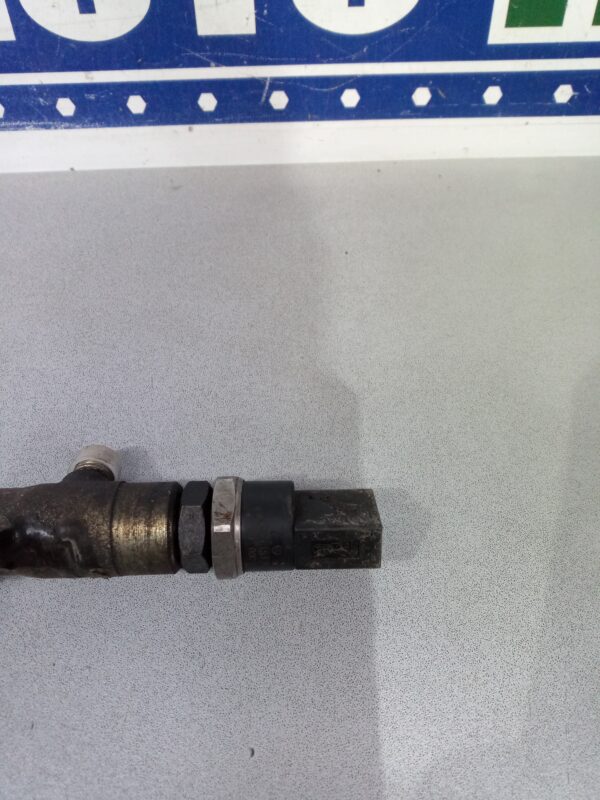 Senzor presiune combustibil A0041537528 0281002498 2.7 CDI Mercedes-Benz ML W163  1998-2005