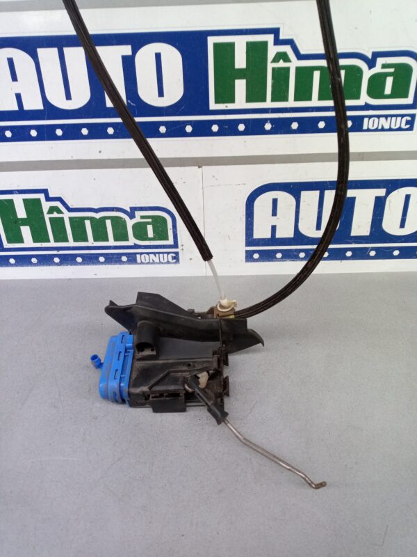 Broasca usa dreapta spate 8D0839016A Audi A4 B5  1994-2001