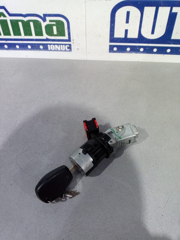 Contact cu cheie N0502060 Renault DUSTER  2010-2020