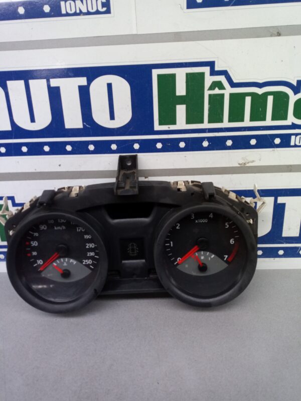 Ceas bord 8200399692A 1.6 B Renault Megane 2  2002-2009 1.6 B