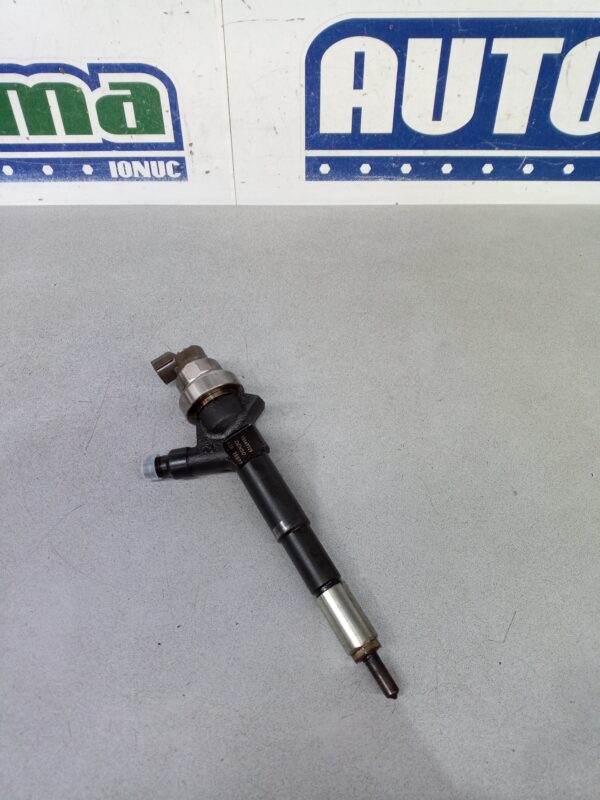 Injector 55567729 1.7 CDTI Opel Astra J  2009-2015