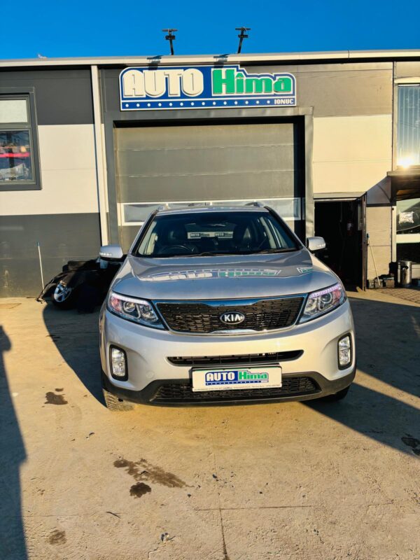 DEZMEMBRARI KIA SORENTO 2 (4WD) AN 2012 MOTOR 2.2 CRDI cutie manuala 6+1 viteze