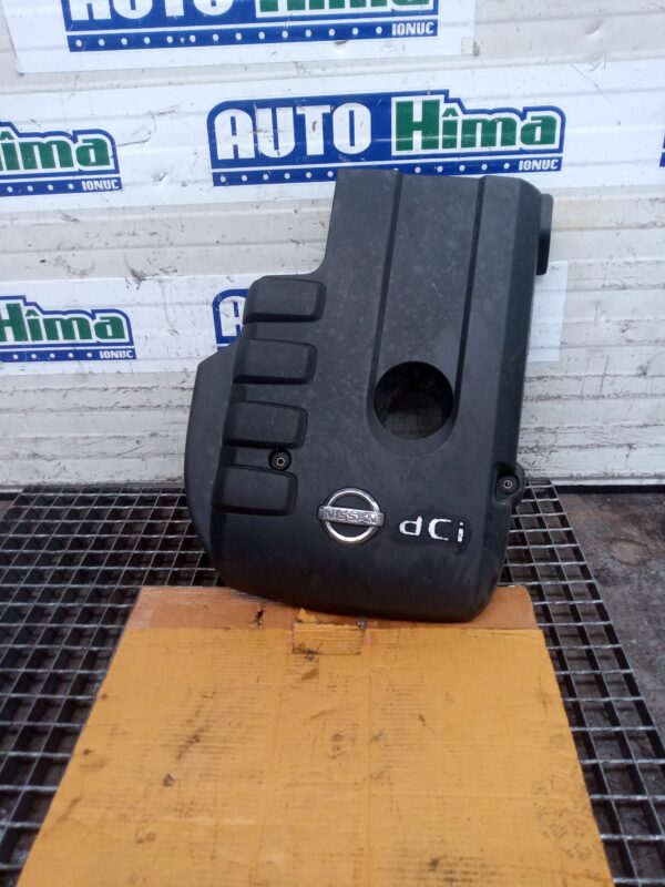 Capac peste motor 6896294 / 2.5DCI(YD25DDTI) Nissan Navara D40  2004-2021
