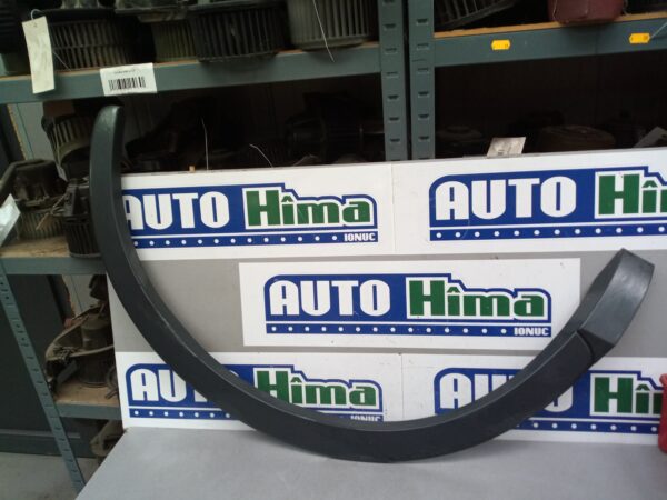 Bandou aripa stanga spate 8U0853817A Audi