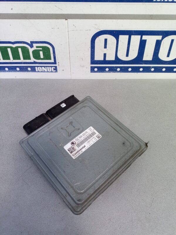 Calculator motor 03L906023PL 5WP42947AA 1.6 TDI Skoda Rapid (NH) 2012-2020
