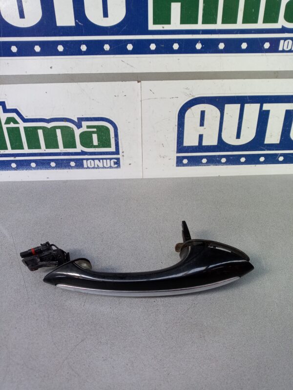 Maner exterior usa dreapta fata 7237212 BMW Seria 5 F07 GT  2009-2013