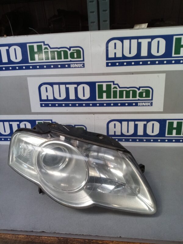Far dreapta 3C0941006J Volkswagen PASSAT B6  2005-2011