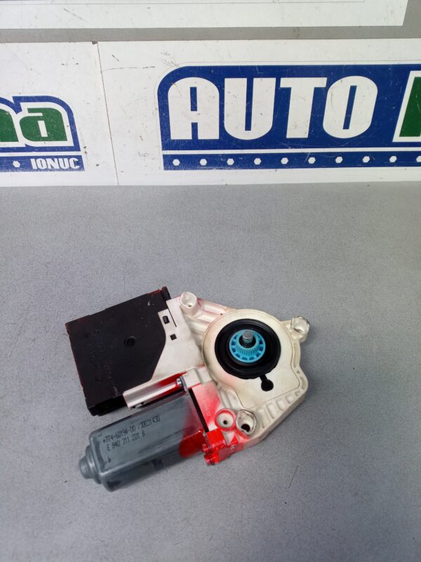 Motoras macara dreapta fata 1Q0959701H Volkswagen Scirocco 3 (137  138)  2008-2017