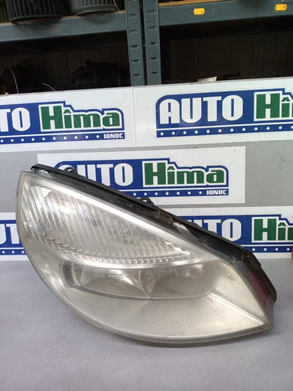 Far dreapta fara cod Renault Scenic 2  2003-2009