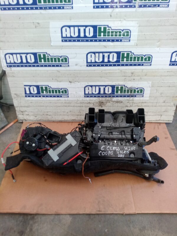 Aeroterma bord A2078302960(volan dreapta) Mercedes-Benz E-Class W207 coupe  2009-2016