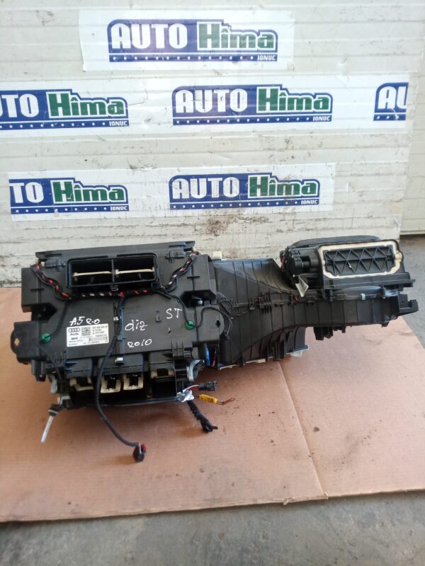 Aeroterma bord 8K1820005BE (volan stanga) Audi A5 8T  2007-2016