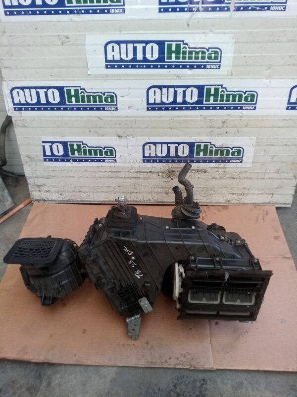 Aeroterma bord 7H2820005AB (volan dreapta) Volkswagen T5  2003-2015