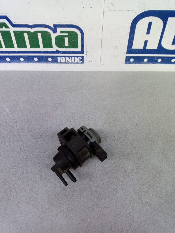 Supapa vacuum 8200575400 2.0 DCI Nissan Qashqai I (J10)  2006-2013