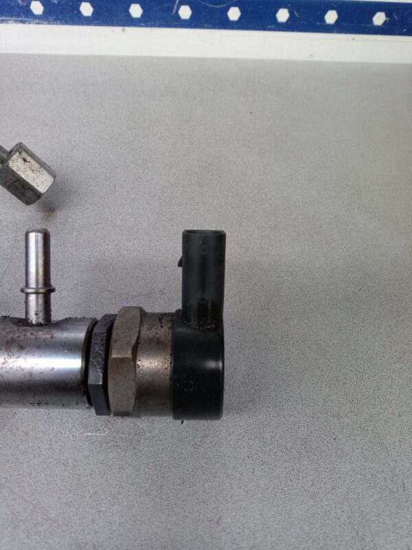 Regulator presiune combustibil 0281002738 2.0 D BMW Seria 3 F30  2011-2019 2.0 D